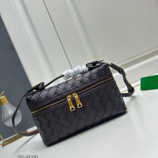 Bottega Veneta Cosmetic Bags